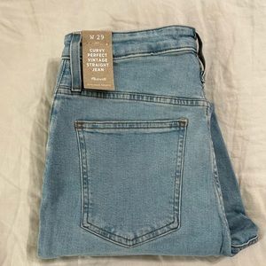 Curvy perfect, vintage, straight jeans.